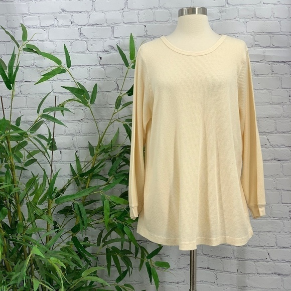 🎉Only Necessities Cream Thermal Knit Top - Picture 1 of 7
